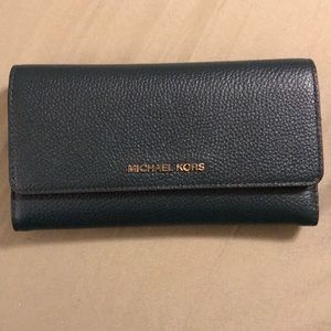 Michael Kors Long Wallet
